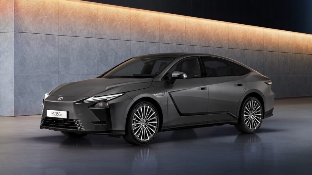 nuova lexus es 2026