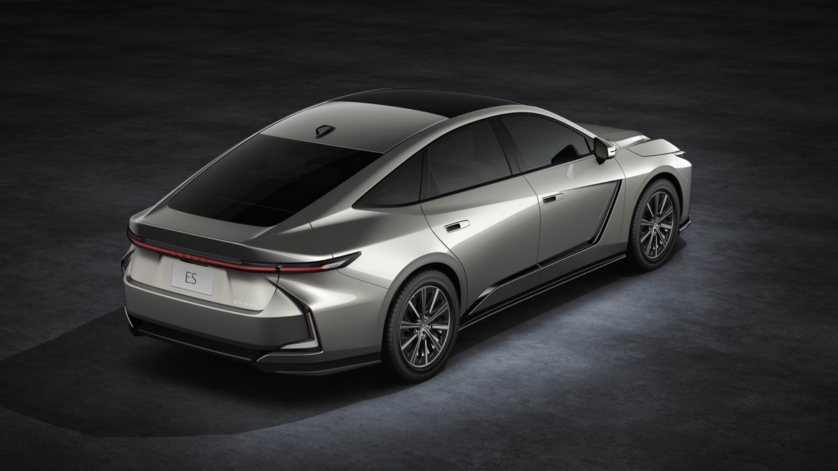 nuova lexus es 2026 ibrida