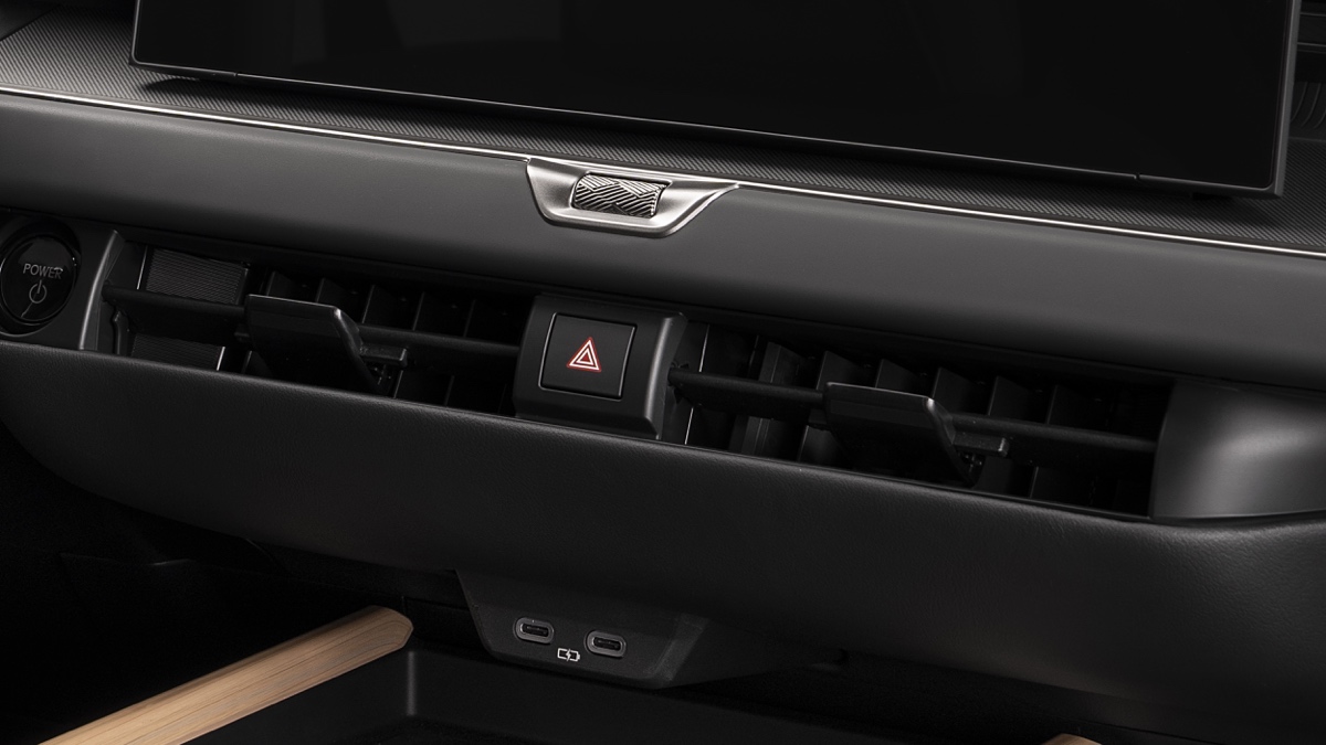 nuova lexus es 2026 tasti nascosti