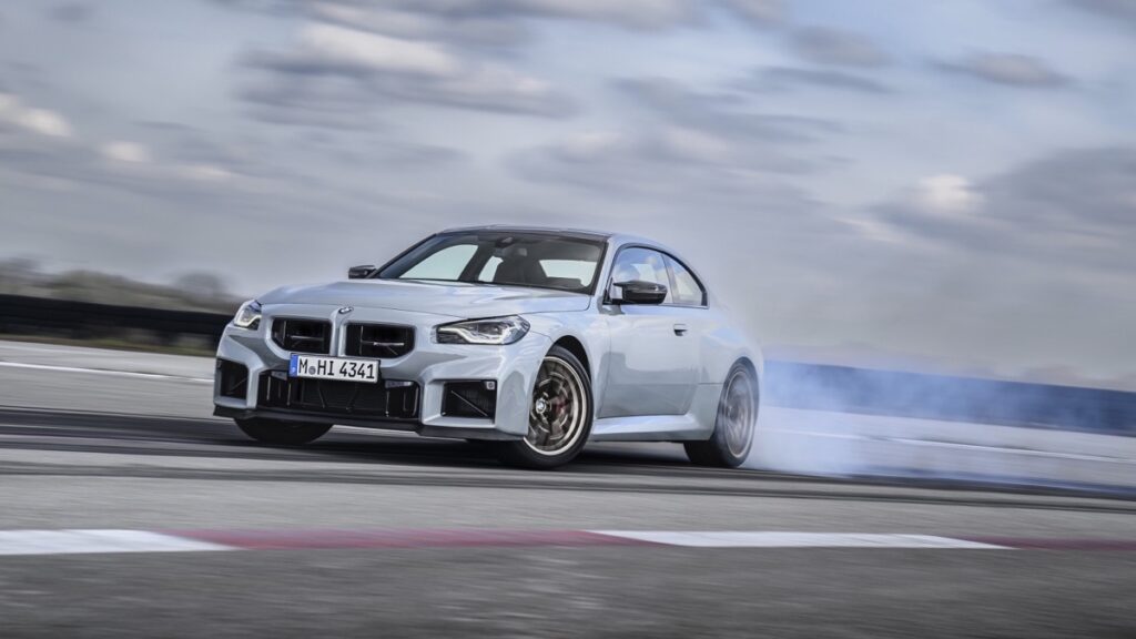 nuova bmw m2 c2 2025
