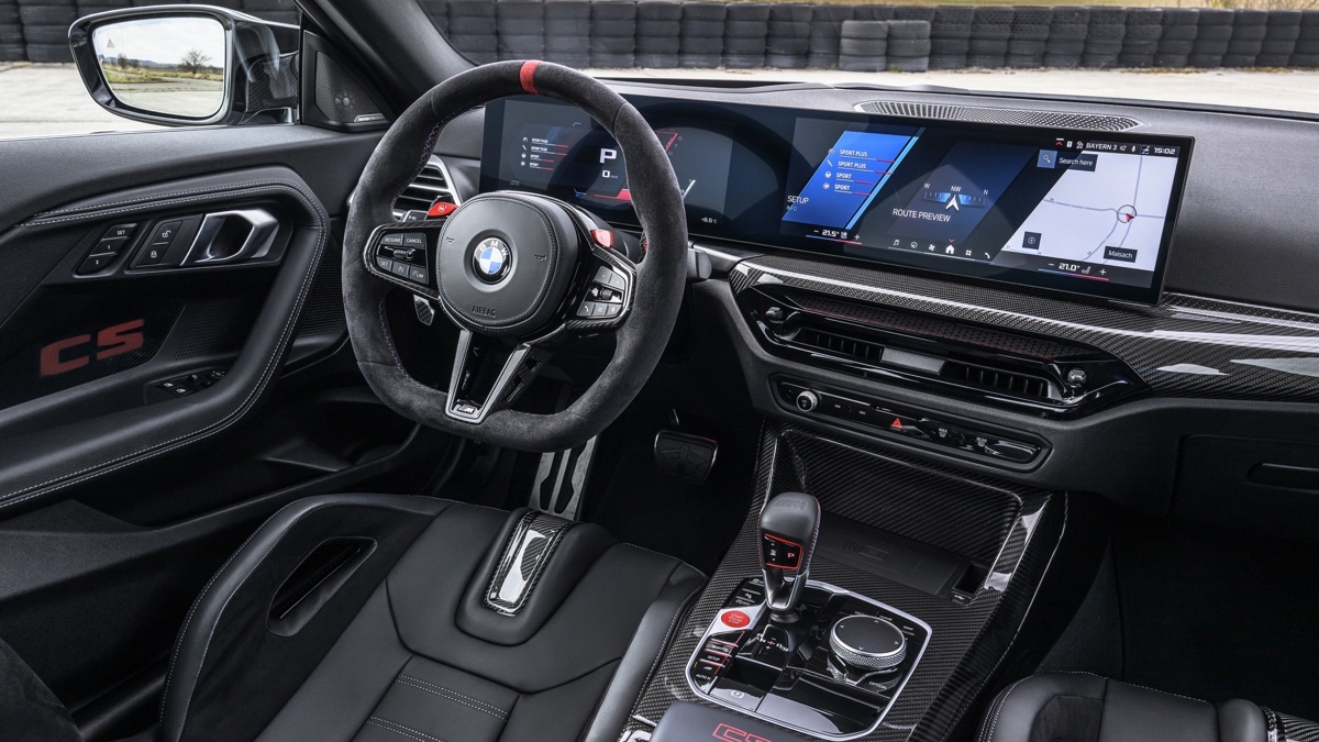 nuova bmw m2 c2 2025 interni