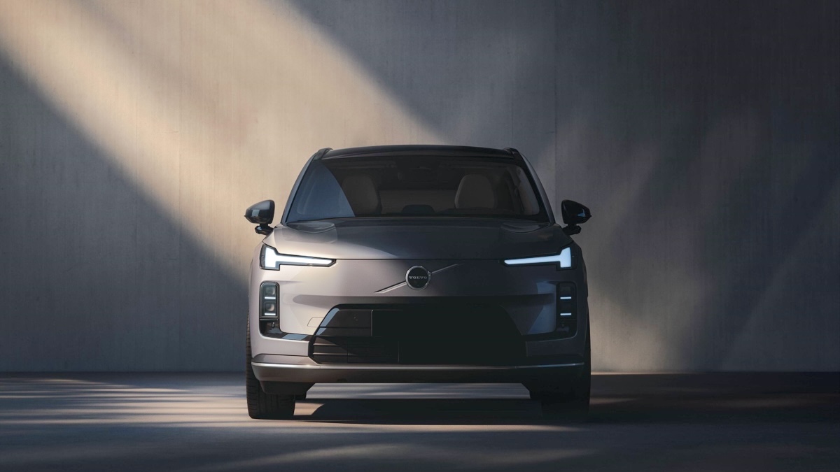 Nuova Volvo XC70, un&rsquo;altra ibrida plug-in ad alta autonomia &egrave; in arrivo