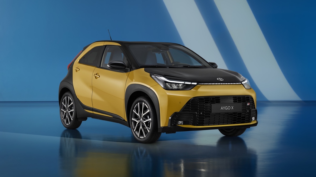nuova toyota aygo x hybrid gr sport