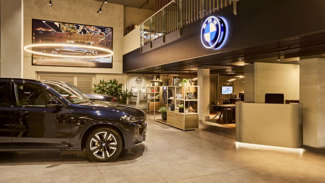 BMW Service: Premium experience of ownership