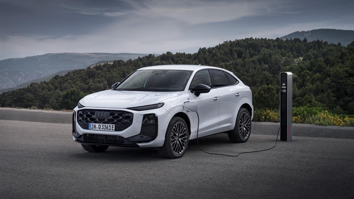 nuova audi q3 sportback ricarica phev e autonomia