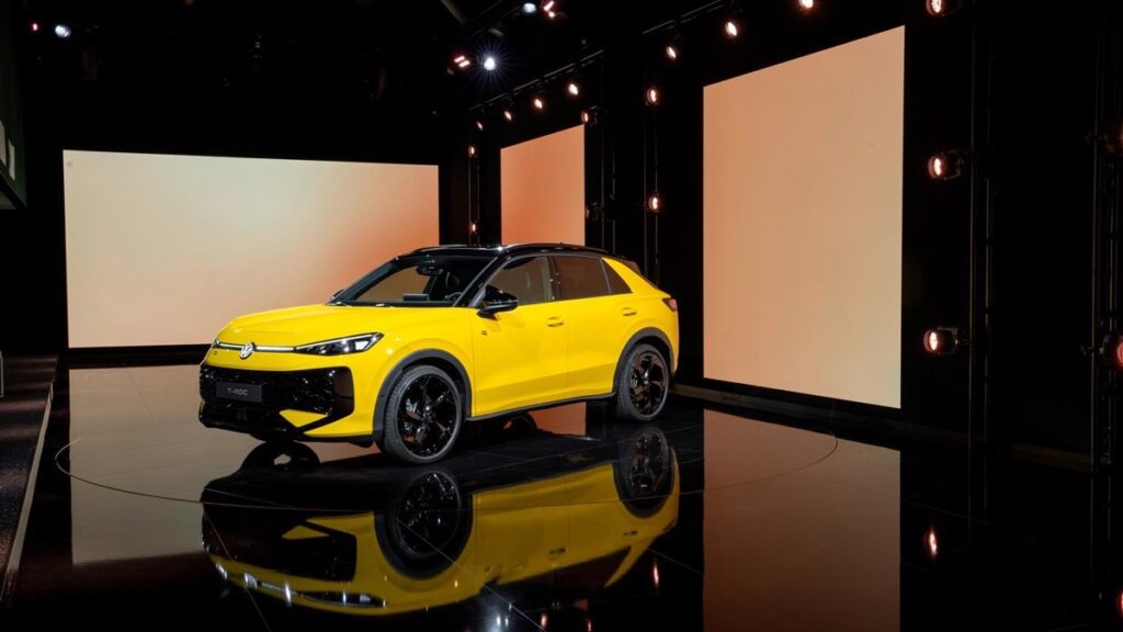 nuova volkswagen t-roc 2025 adas