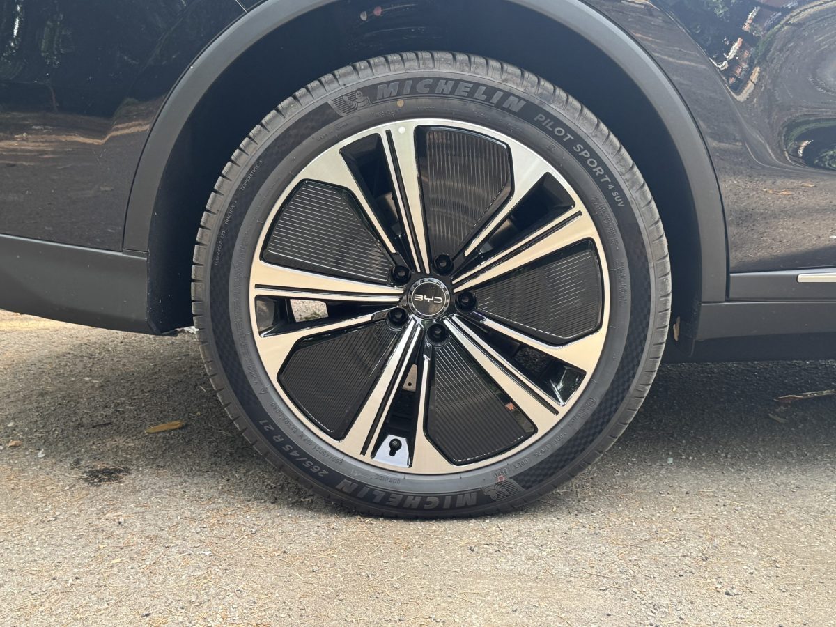BYD TANG