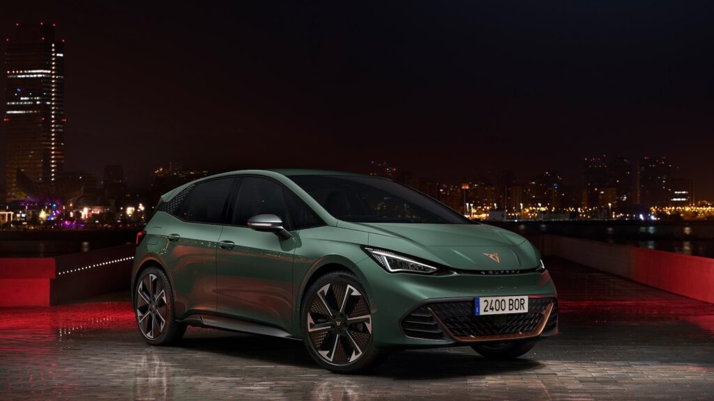 auto elettriche premium convenienti con gli incentivi