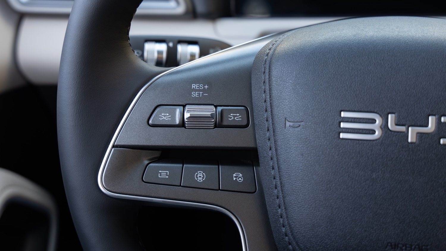 byd atto 2 dm-i ibrida plug-in adas