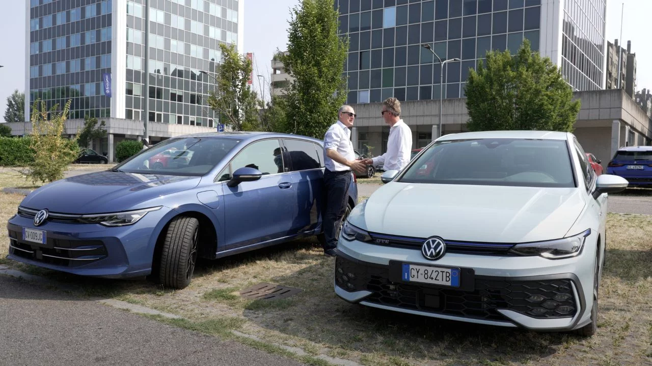 speciale-volkswagen-golf-ehybrid-4.jpg