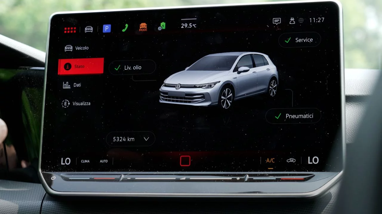 speciale-volkswagen-golf-ehybrid-5.jpg