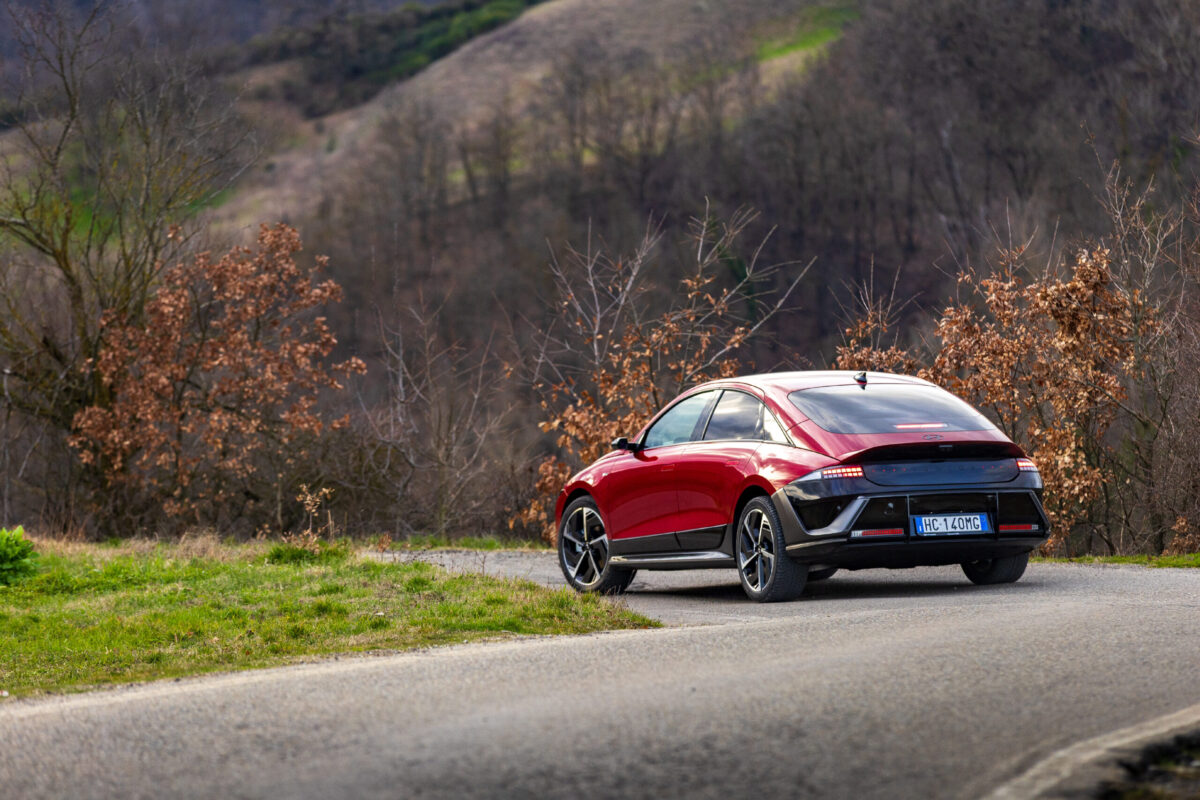 IONIQ 6 