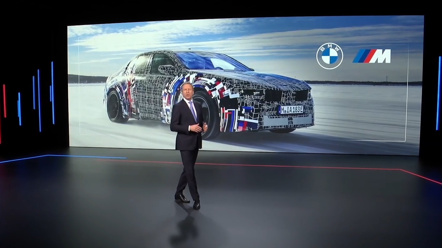 bmw m elettrica 2027