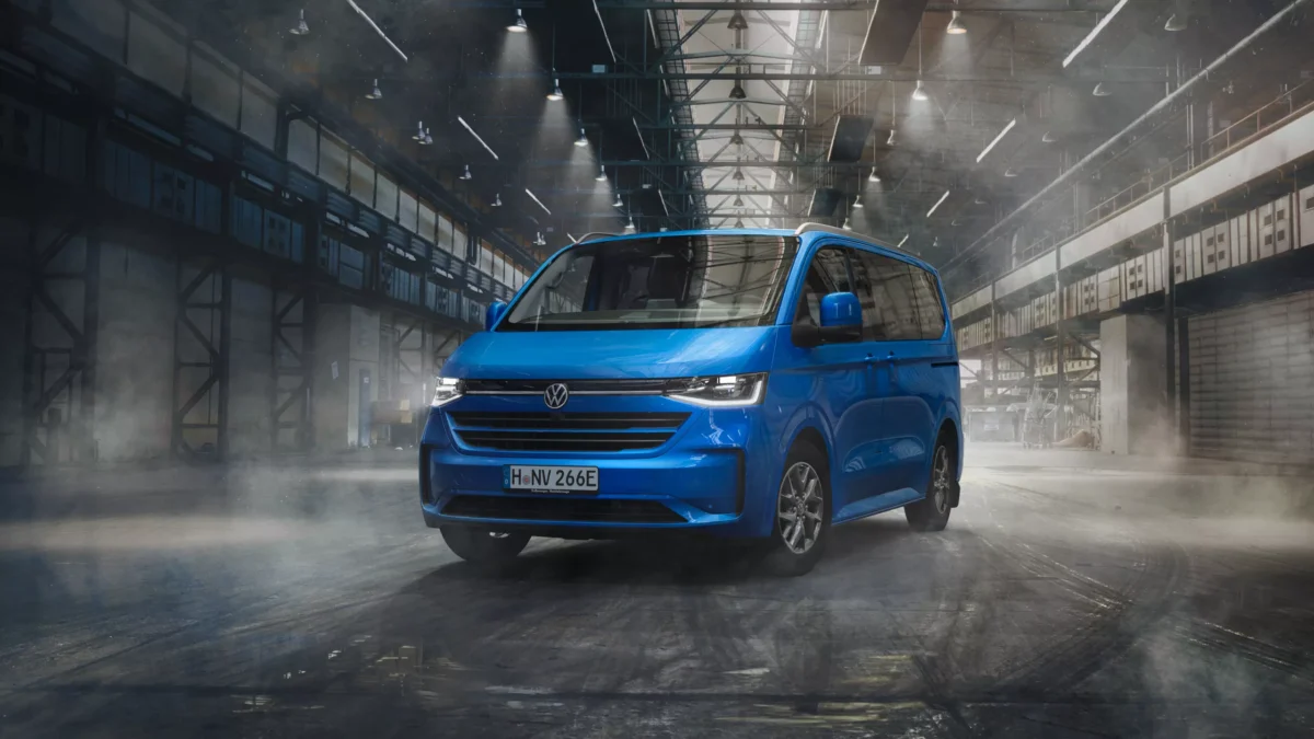 Volkswagen Caravelle: non chiamatelo “furgone”
