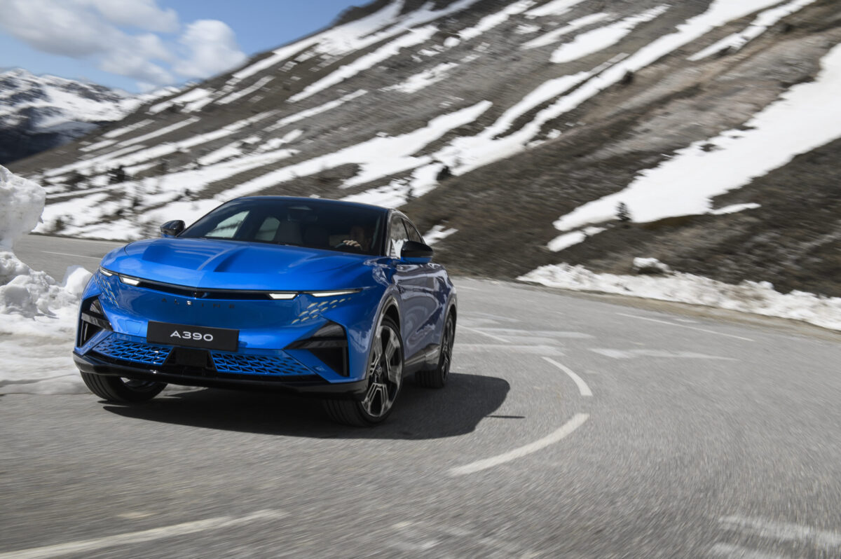 Alpine A390 GT: una berlina spaziosa che va forte senza rinunciare al comfort