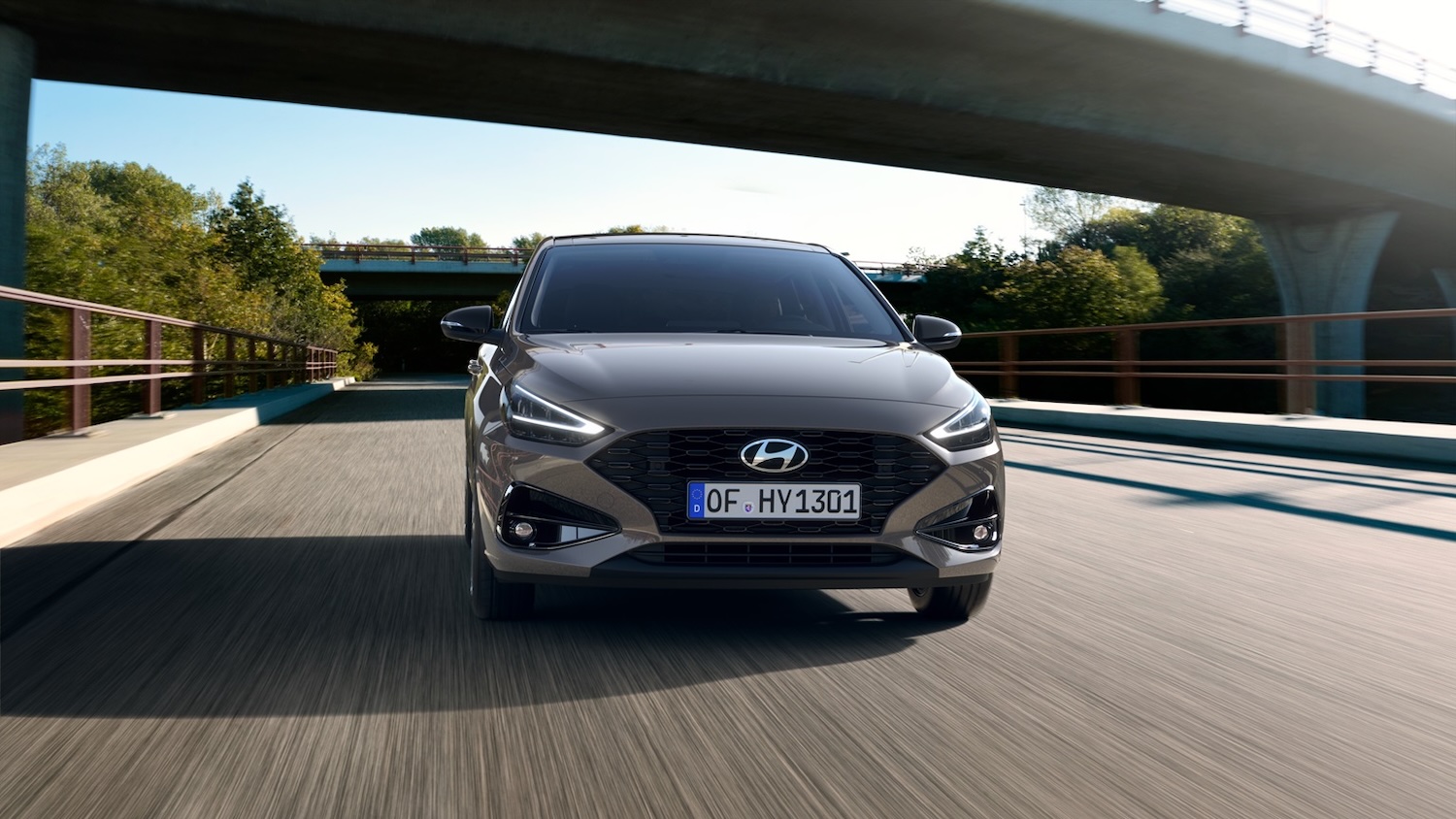 Hyundai i30 anche nel 2027: novità Cypress Green, resiste la wagon