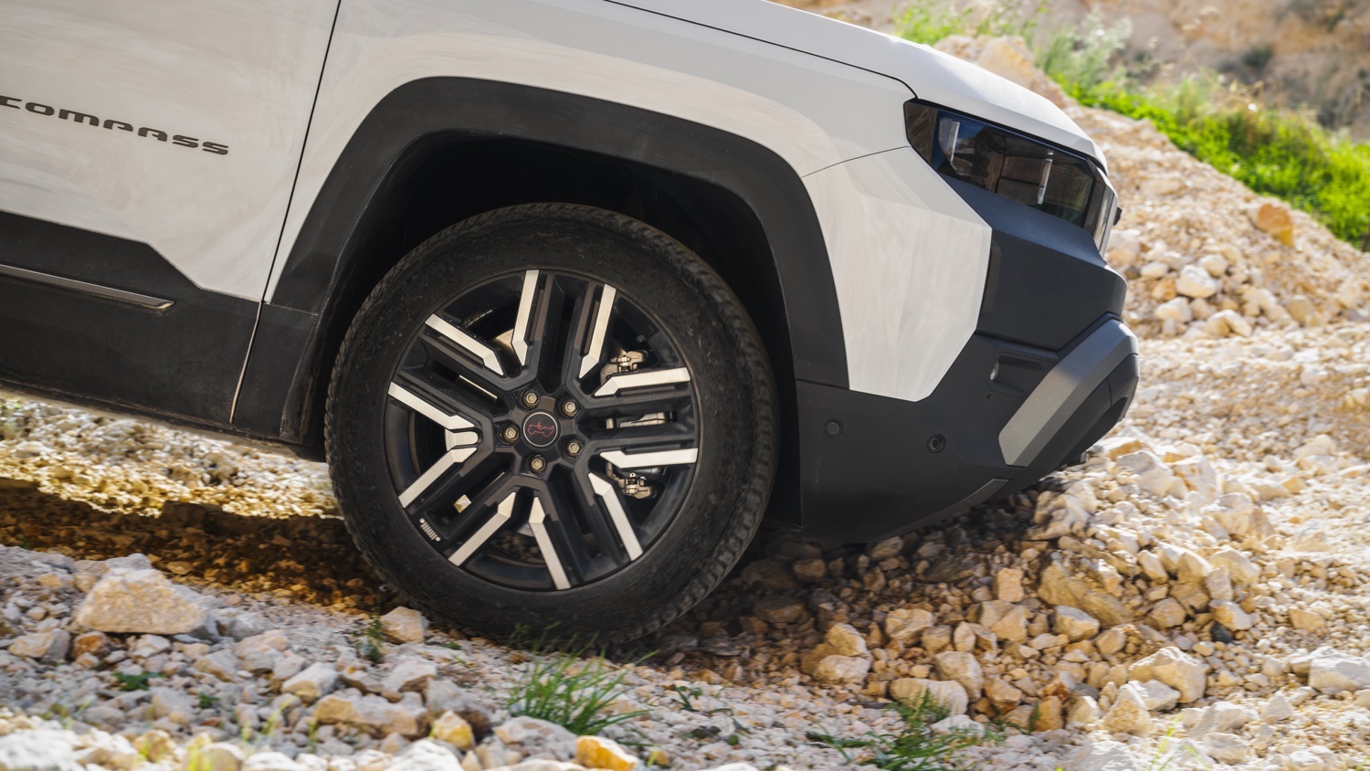 jeep compass 4xe 2026 batteria