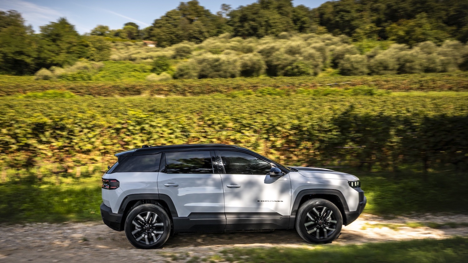 jeep compass 4xe 2026 elettrica