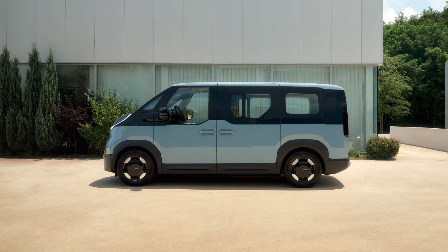 kia pv5 passenger 7 posti dimensioni