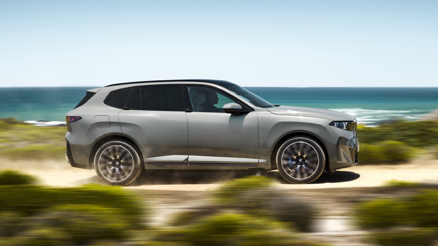 nuova bmw x5 2027 dimensioni