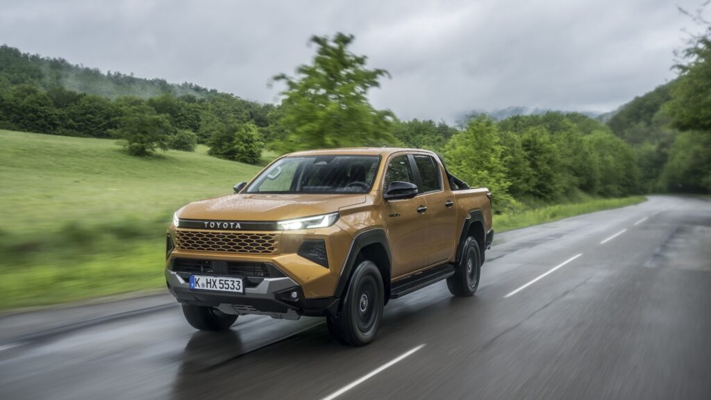 toyota hilux 2026