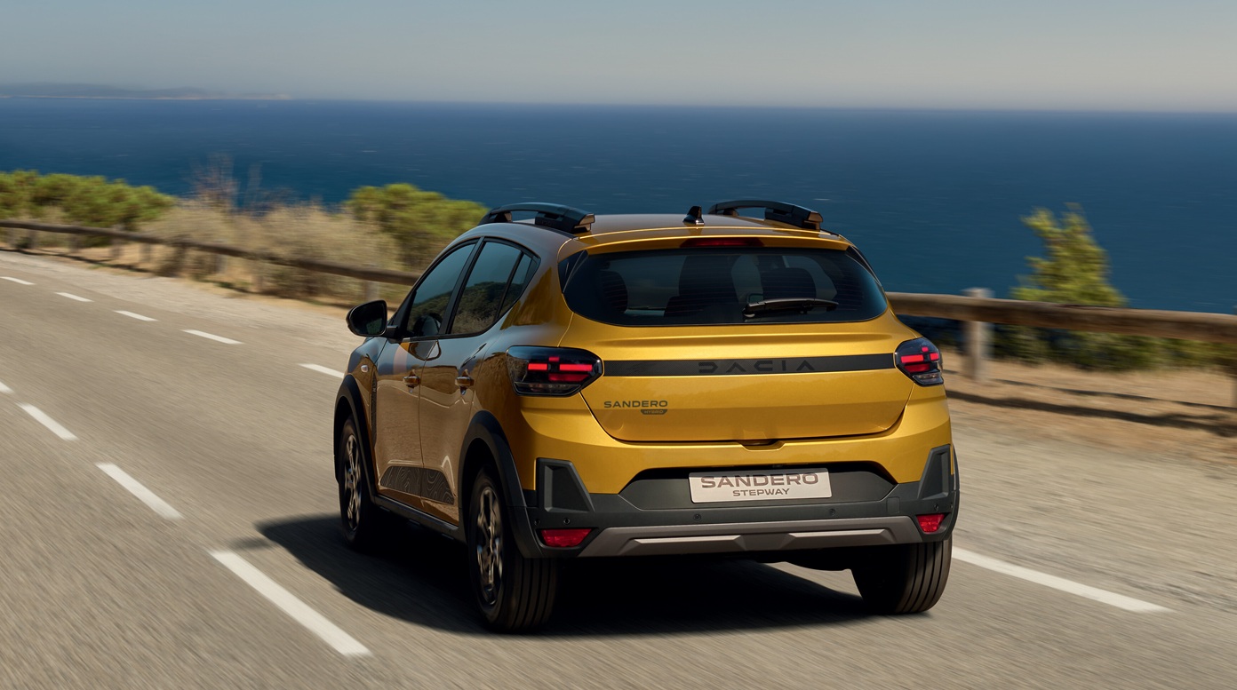 Il motore ibrido più efficiente di Dacia è già disponibile sulla Sandero Stepway