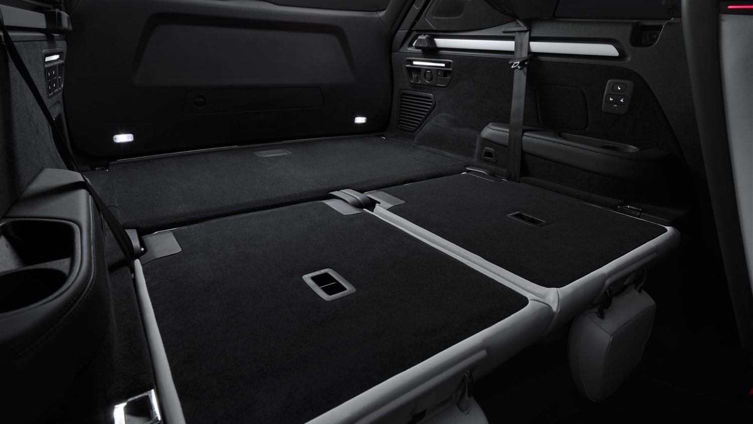 audi q9 bagagliaio