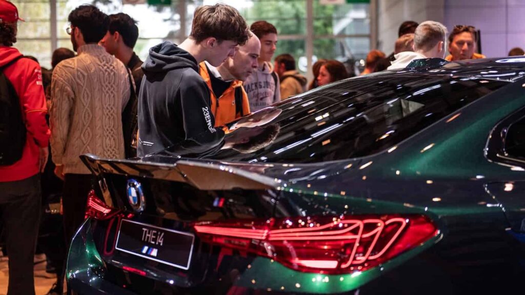 bmw salone parigi 2026