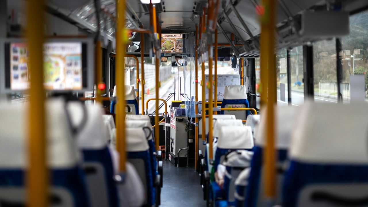 Arriva il Bonus Trasporti 2027, così lo Stato disincentiva l’uso dell’auto
