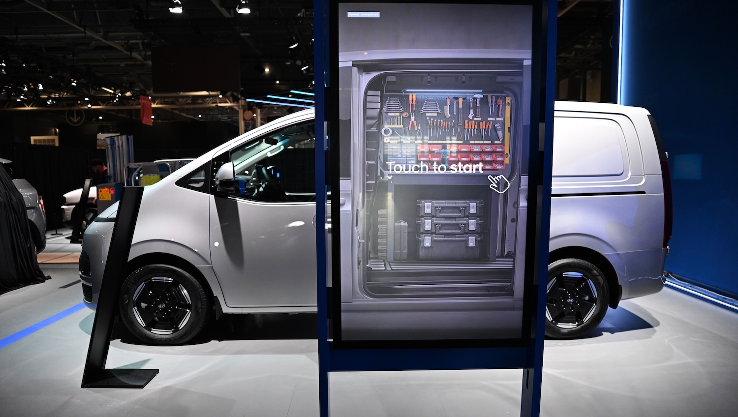 hyundai staria cargo elettrico 2026