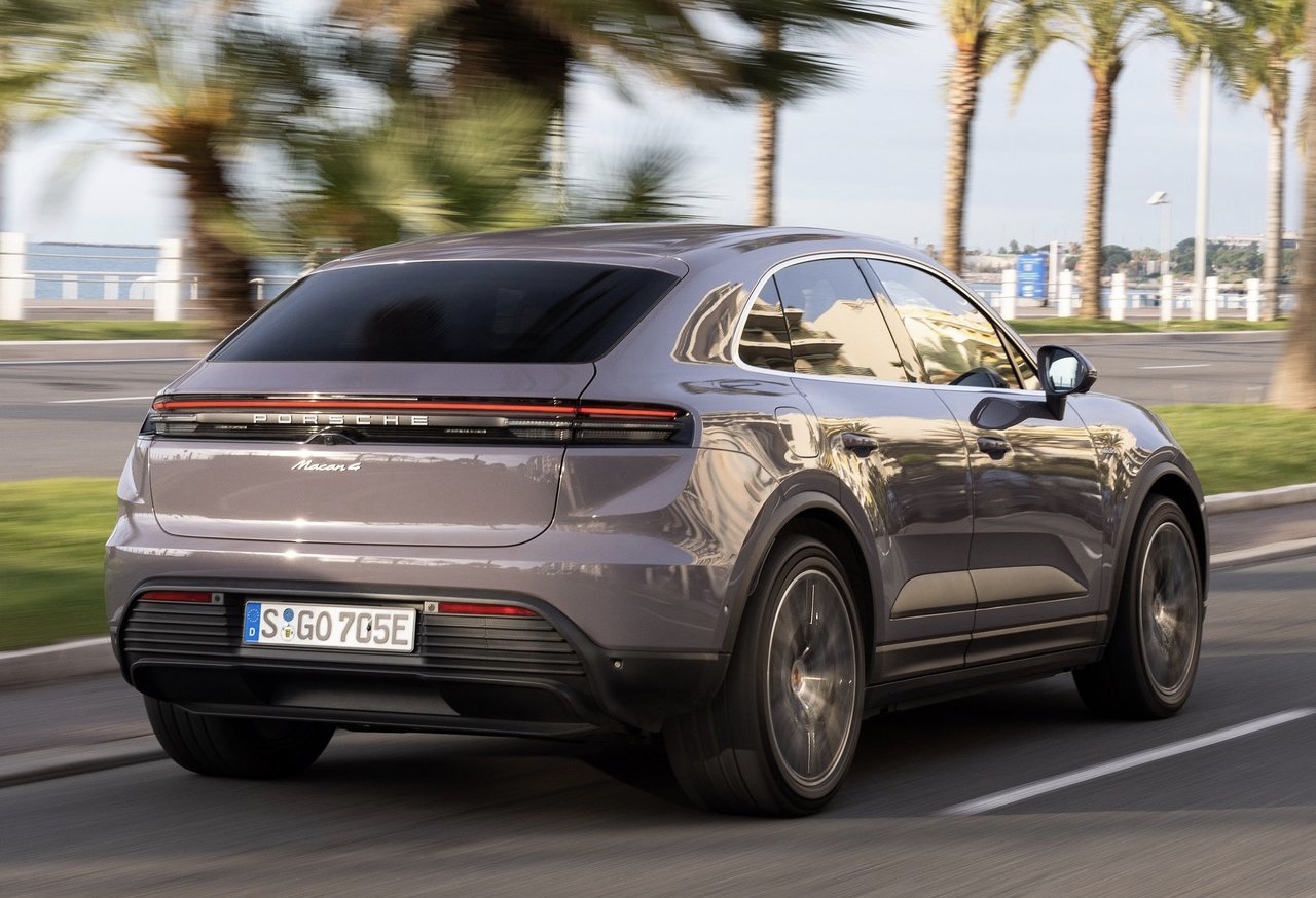 Porsche, torna il Macan ibrido e c’è una data per il debutto