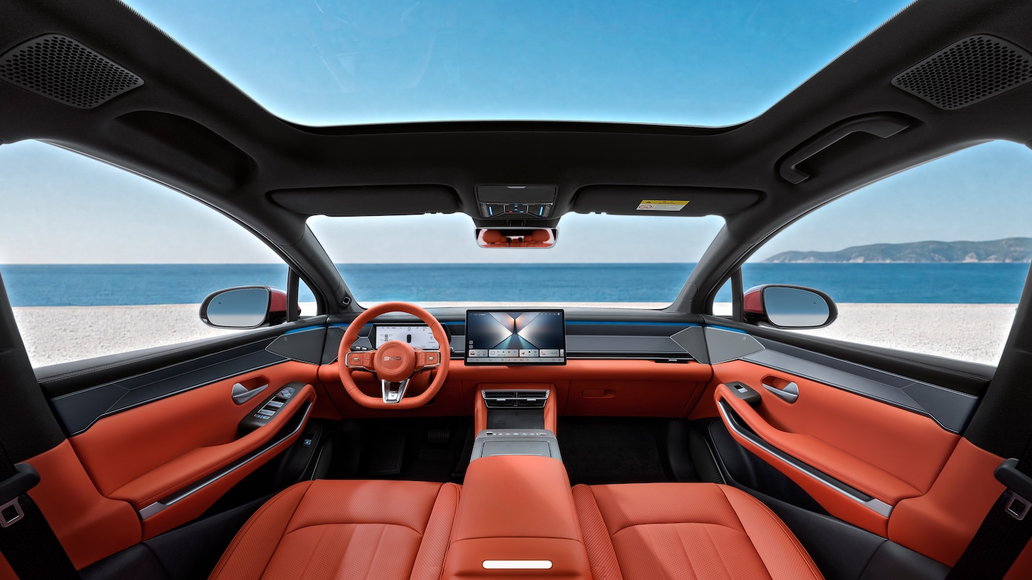 byd atto 8 interni