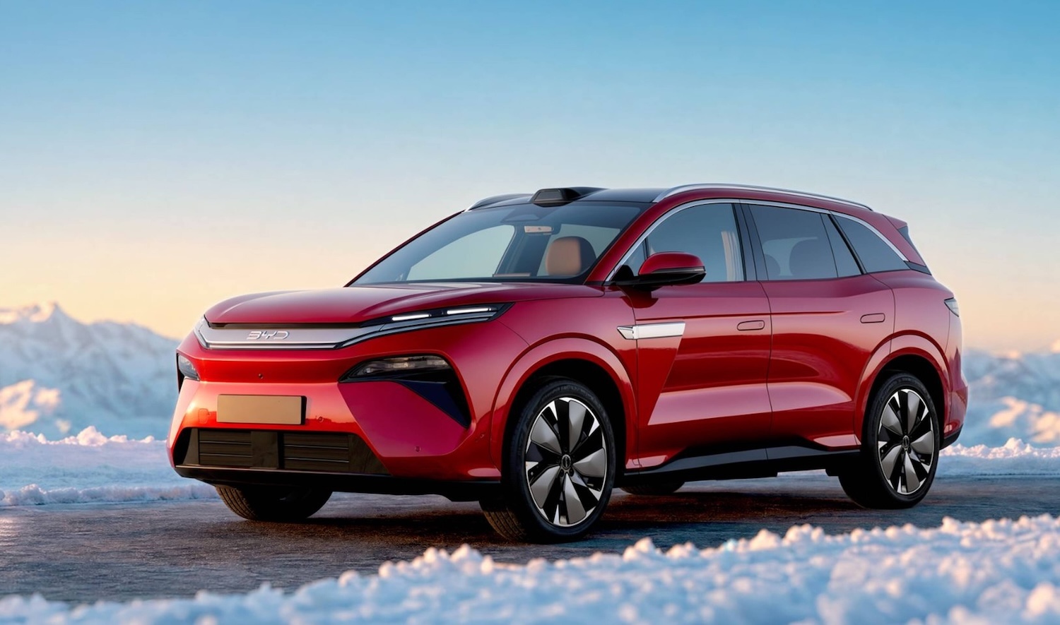 byd atto 8 uscita