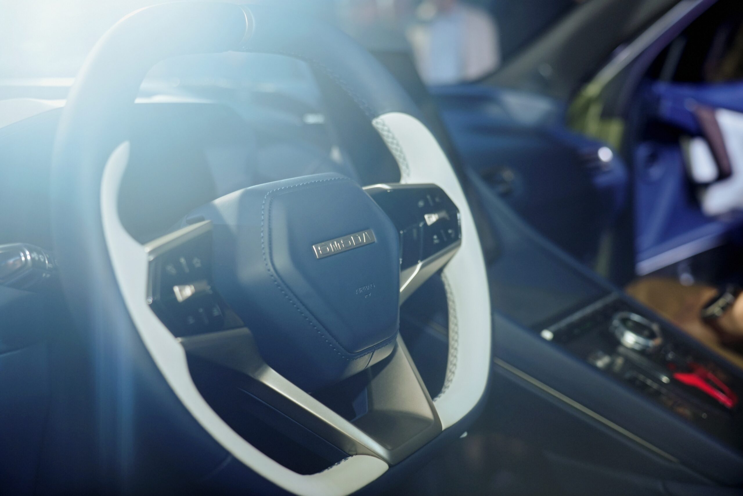 omoda x 2027 volante