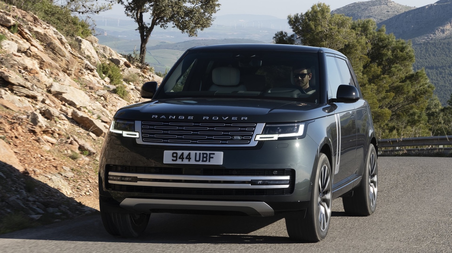 range rover elettrica prezzo
