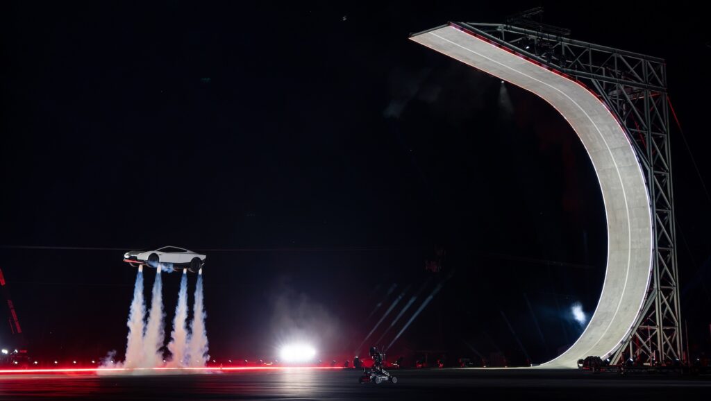 tesla roadster thrust