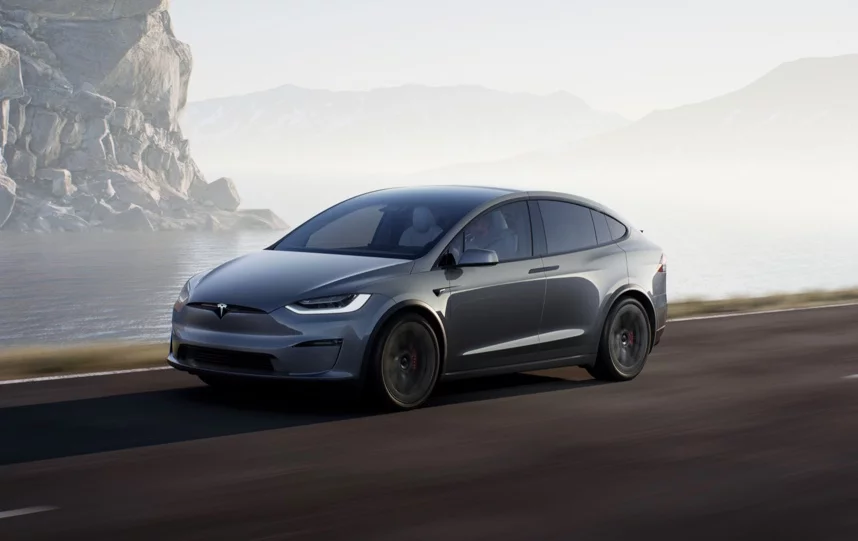 Tesla Model X 2021 Plaid