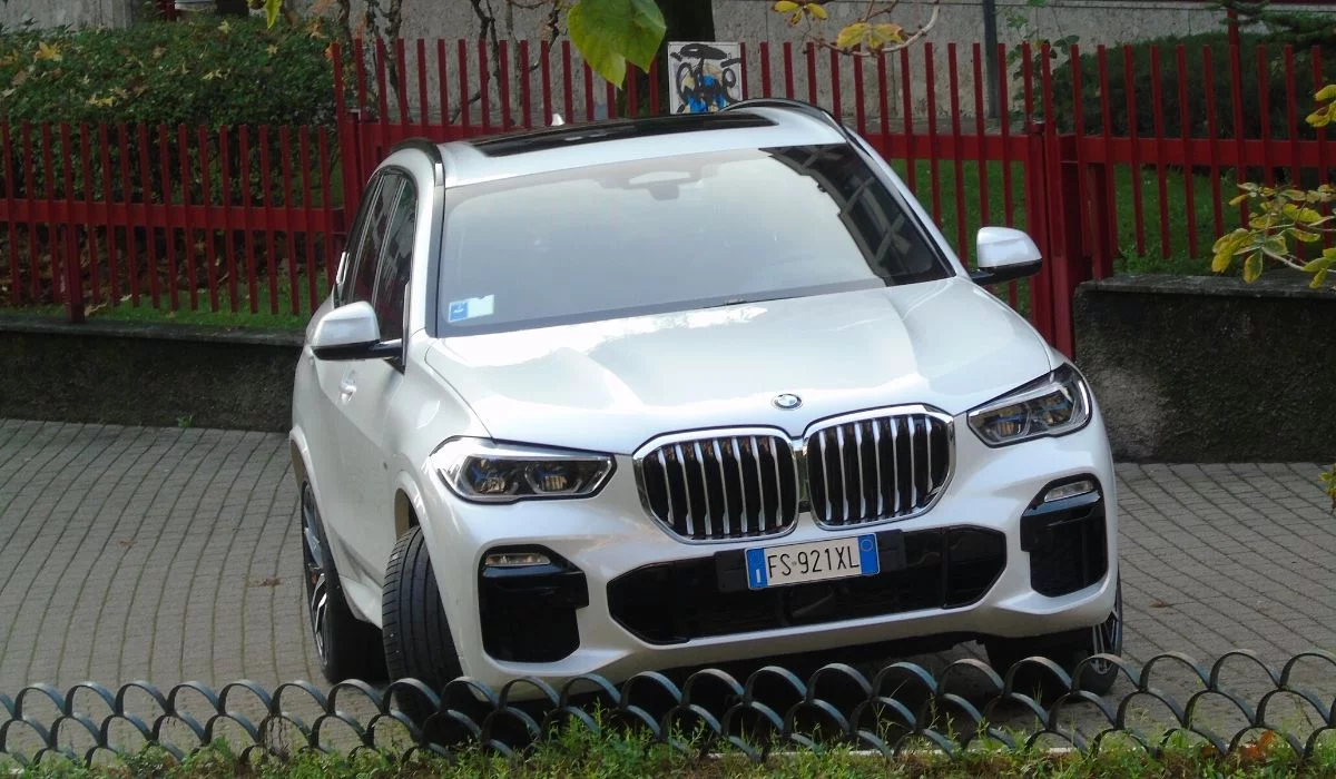 Nuova BMW X5 2020 noleggio