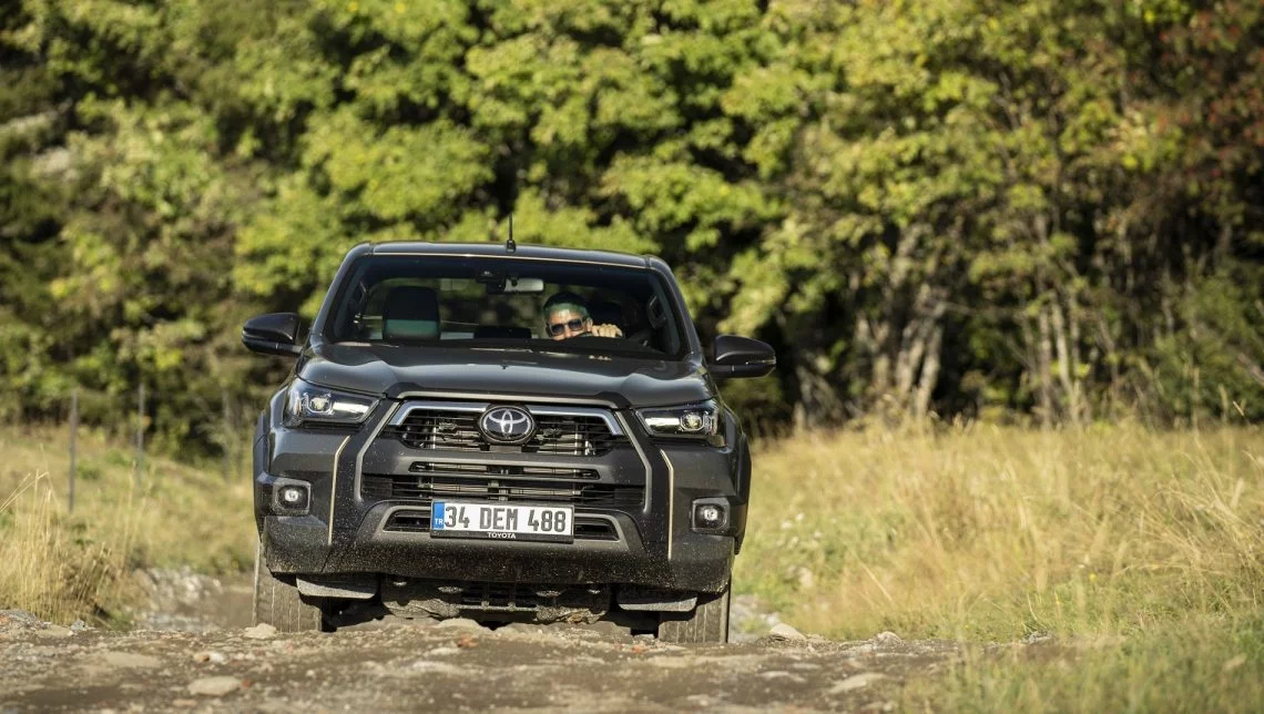 Nuovo Toyota Hilux 2021 pick-up