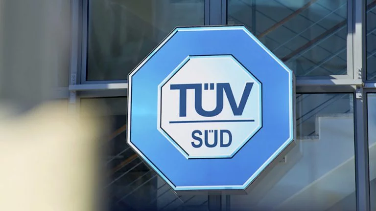 TÜV lavora per la sicurezza (anche automotive)