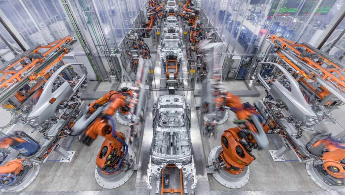 Audi: elettricità (e nuovi posti di lavoro) nel futuro del brand